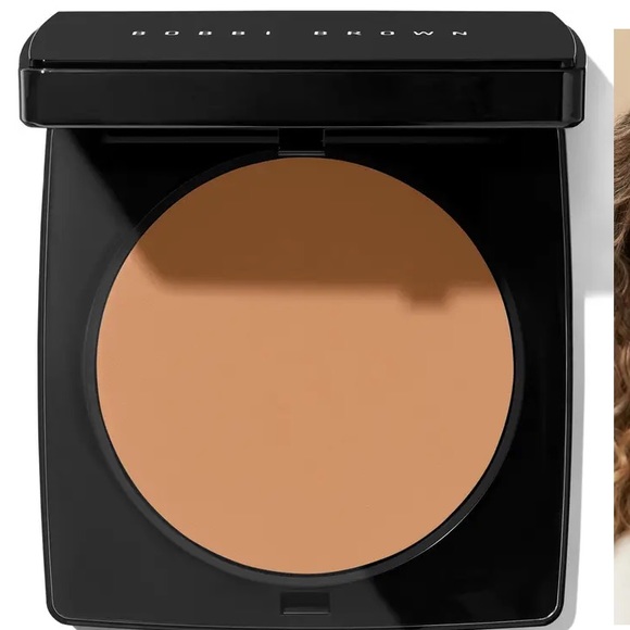 BOBBI BROWN Sheer Finish Pressed Powder - Picture 1 of 4